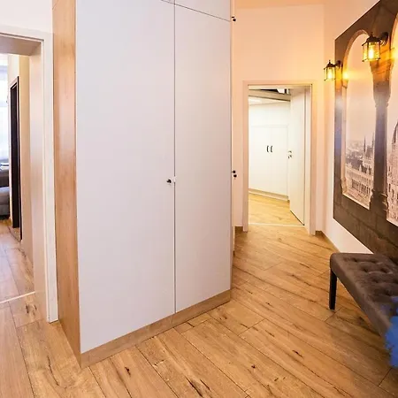 Bernat Homes Будапешт