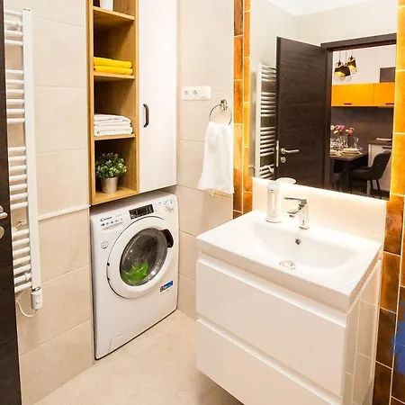 Апартаменты Bernat Homes