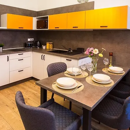 Bernat Homes *