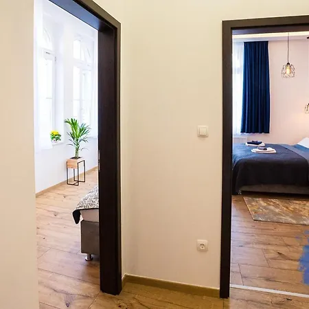 Bernat Homes